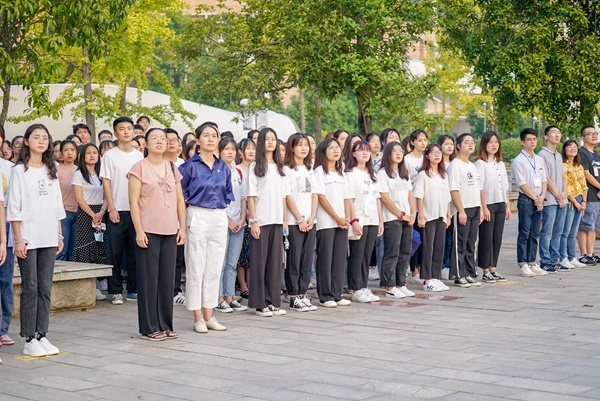 1599093616800009629.jpg 3.jpg