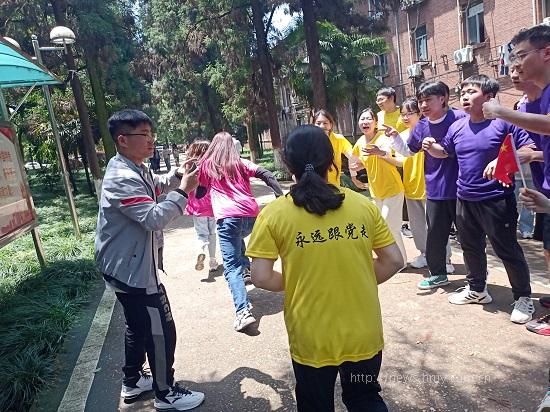 beat365平台官方网站:心向党 奋力跑2.jpg beat365平台官方网站:心向党 奋力跑2.jpg